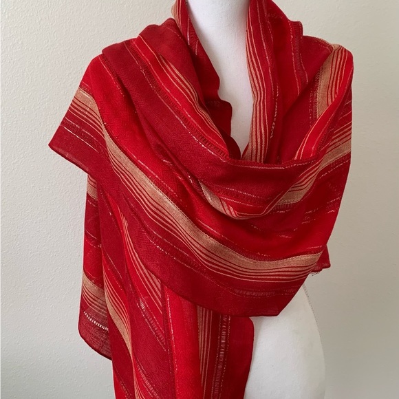 Accessories - Elegant Red Striped Women's Scarf